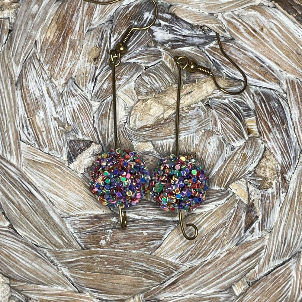 Glitter Beaded Dangle Earrings‎